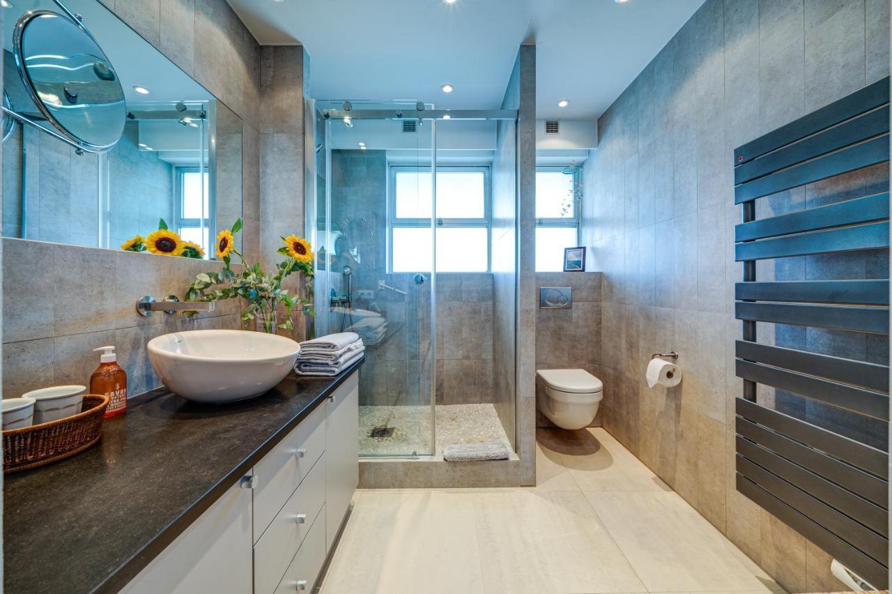 Sunny Apartment Villeneuve-Loubet Bagian luar foto
