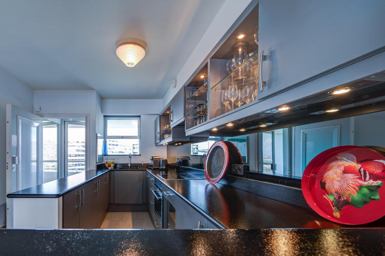 Sunny Apartment Villeneuve-Loubet Bagian luar foto
