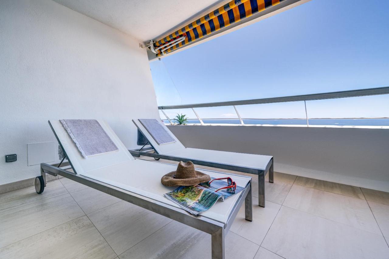 Sunny Apartment Villeneuve-Loubet Bagian luar foto
